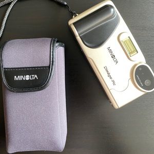 Minolta Dimage Pic 1997